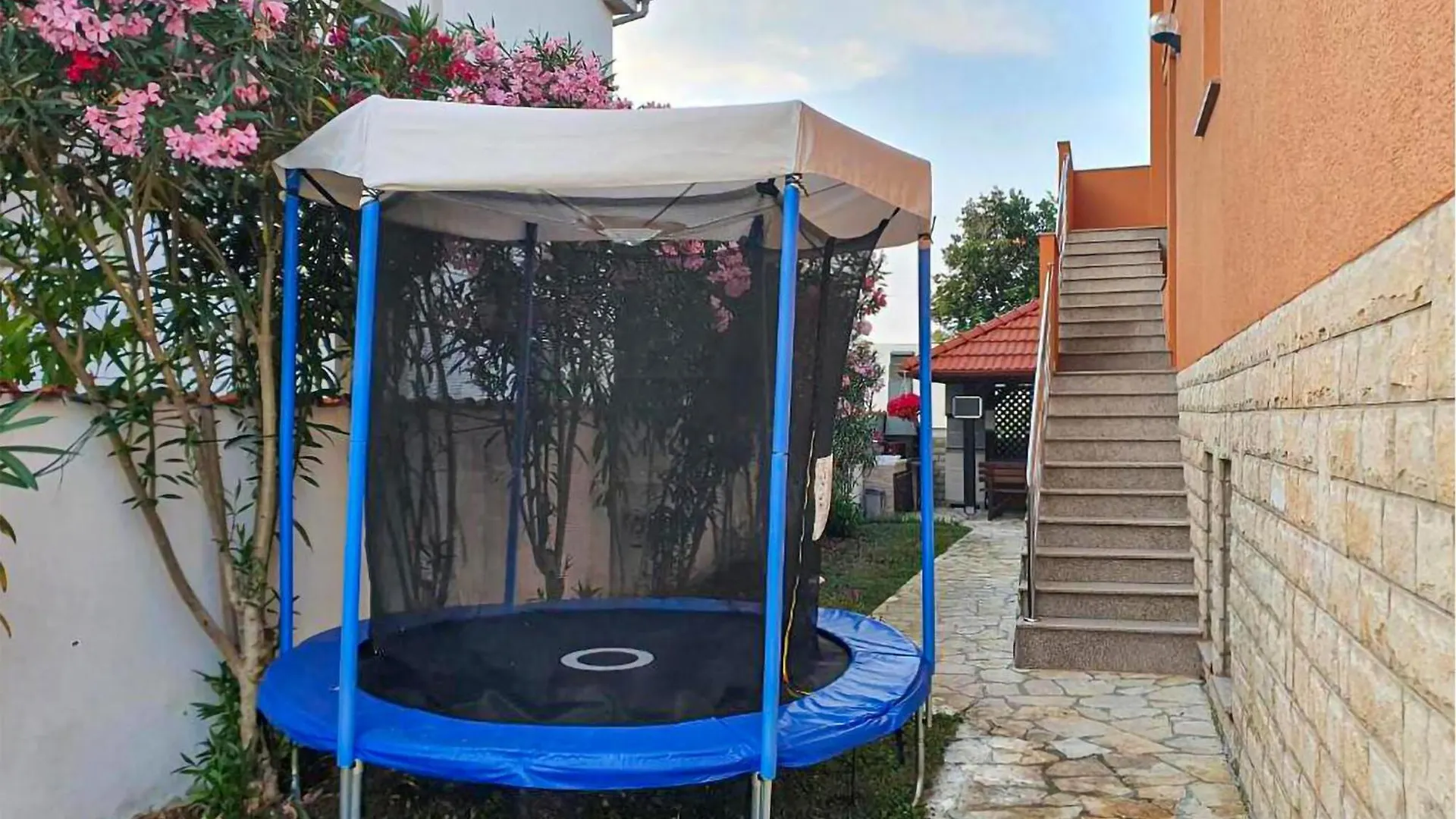 Stunning Apartment In Biograd With Wi-Fi Biograd Na Moru